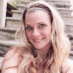 Meet your Posher, Brittany